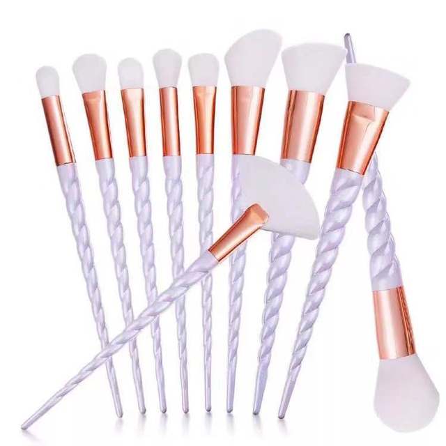 Makeup Brush Set - 8 Pcs.